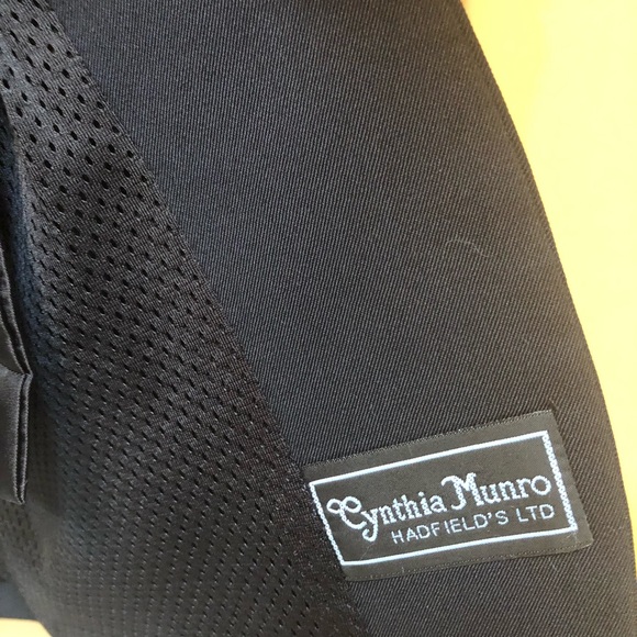 Cynthia Munro Hadfield’s LTD Equestrian Riding Jacket - Picture 8 of 15